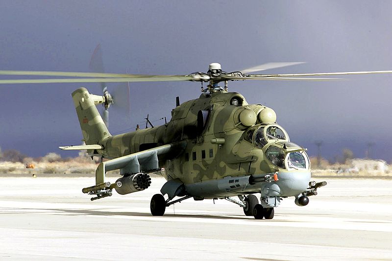 الشامل عن القوات الجوية الجزائرية 800px-Mi-24_Desert_Rescue