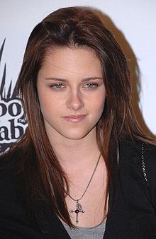 O Kristen... 220px-Kristen_Stewart