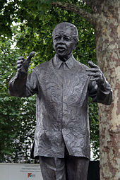 نهاية أسطورة إسمها نيلسون مانديلا 170px-Nelson_Mandela_Statue%2C_London