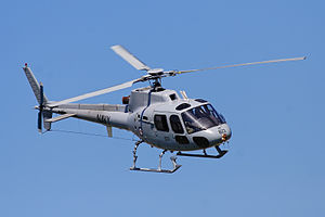 القوات الجوية العربية من الألف الى الياء - شامل - - صفحة 5 300px-RAN_squirrel_helicopter_at_melb_GP_08