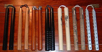 تعلم النينجا بالطريقة السهلة وبالصور 350px-Nunchaku