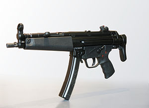 Armas De FFAA Fuerzas Armadas 300px-Heckler_%26_Koch_MP5-2