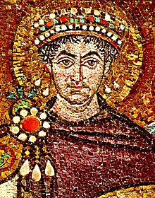 الحضارة البيزنطية 2 220px-Justinian