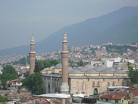 جامع بورصه --- فى تركيا 280px-71_Bursa_la_Grande_Moschea