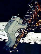 رحلات أبوللو 170px-Apollo11-Aldrin-Ausstieg