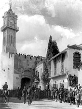       (  ) 170px-Allenby_enters_Jerusalem_1917