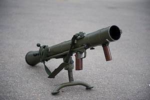 Weapon Idiosyncrasies 300px-Carl_Gustav_recoilless_rifle