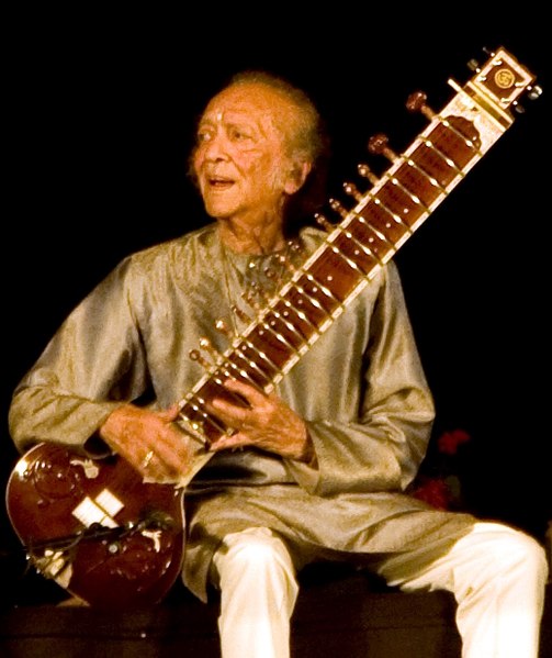 Musik tradisional India 503px-Ravi_Shankar_2009_crop