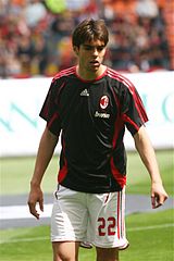 من هو اي سي ميلان الايطالي 160px-Kaka06052007