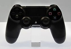 [HILO OFICIAL] PlayStation 4 250px-Dualshock_4_controller