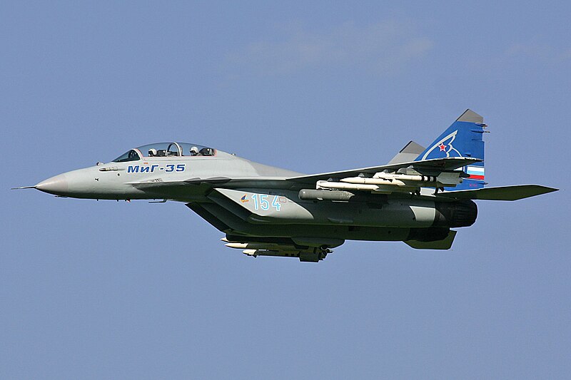 صفقة مقاتلات "ميغ 35" روسية لمصر - صفحة 2 800px-Mikoyan-Gurevich_MiG-35_MAKS%272007_Pichugin