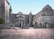 Das Residenzschloss in Dessau 220px-Dessau_Schloss_1900