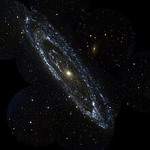 المرأة المسلسلة مجرة أندروميدا 220px-Andromeda_galaxy