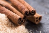 للشفايف والاسنان عنايه 6576140-aromatic-spices-with-brown-sugar--cinnamon