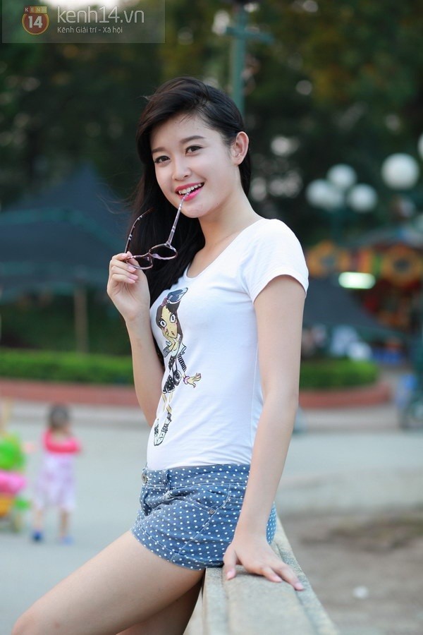 Ngắm lại loạt ảnh độc thời "hot girl" của Á hậu 1 Huyền My 1418258327_12