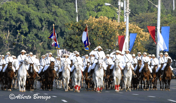 Fuerzas Armadas de Cuba - Página 5 Revista-01