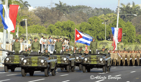 Fuerzas Armadas de Cuba - Página 5 Revista-08