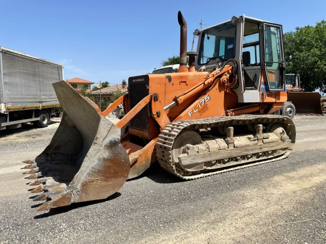 Fiat-Hitachi FL 175 Scheda tecnica & Caratteristiche (1992-2002) WhatsApp_Image_2022-05-25_at_15.27.01