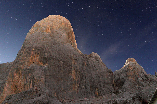 Sitios naturales de España  Urriellu-picos-de-europa-2