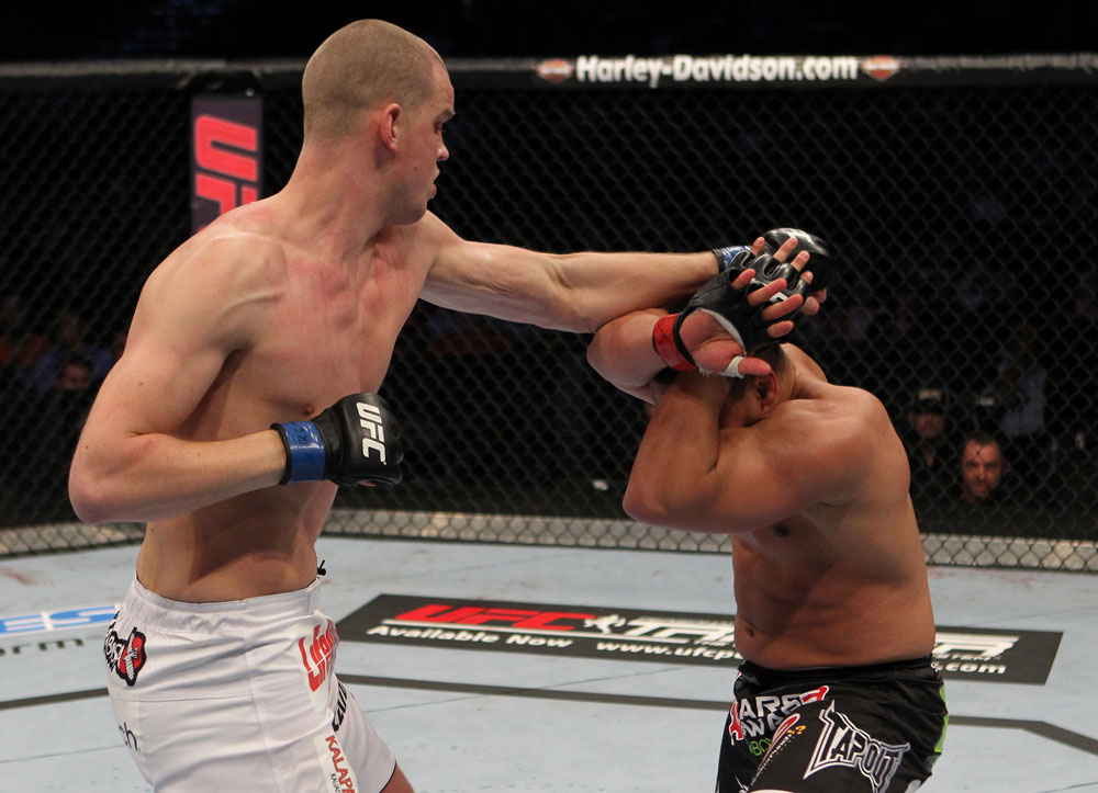 UFC PHOTOS 3\10 09_struve_vs_barry_003