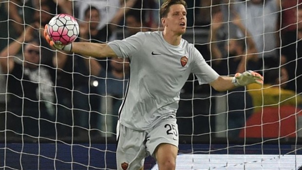 [STORY] League Internationale: Saison 2015-2016 - Page 2 2042490-szczesny-khong-chac-kha-n-0