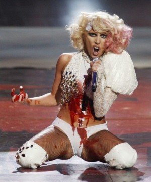 Lady Gaga Accused Of Performing Satanic Ritual In Hotel Room Lady-gaga-mtv-vmas-2009-500x600-e1325614766301