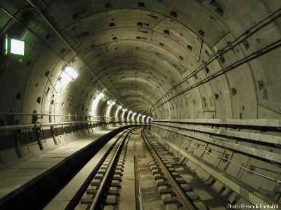 Historia da Cidade Barha. Metro-tunnel