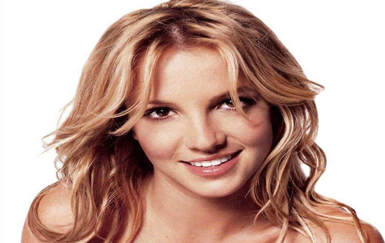 Britney Spears Ndihem e plakur 1227680273-Brytne-Spears