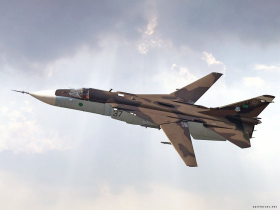  السوخوي 24 تدخل الصراع في ليبيا ! للنقاش  Su-24mk_laraf.t