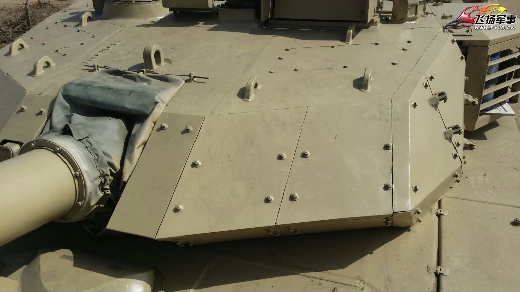 دبابة القتال الرئيسية الصينية VT4 MBT-3000 Vt-4_mbt-3000_004