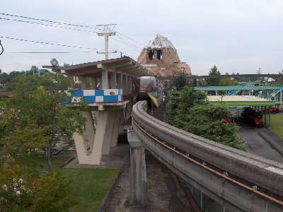 Parque Temático Nara Dreamland Abandonado (Japon) Mono10