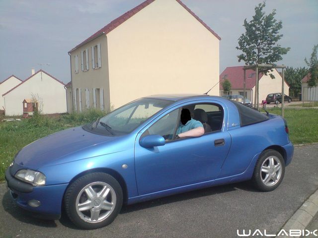 Opel Tigra bleu bermudes Walabix_01