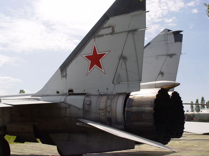 MiG-25 PD/PDS "Foxbat" (Kitty Hawk) 027