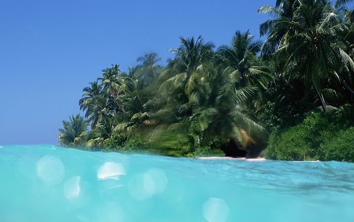 Treasures Of The Earth Aquamarine_water_sea_sky_in_Hawaii_JY122_350A