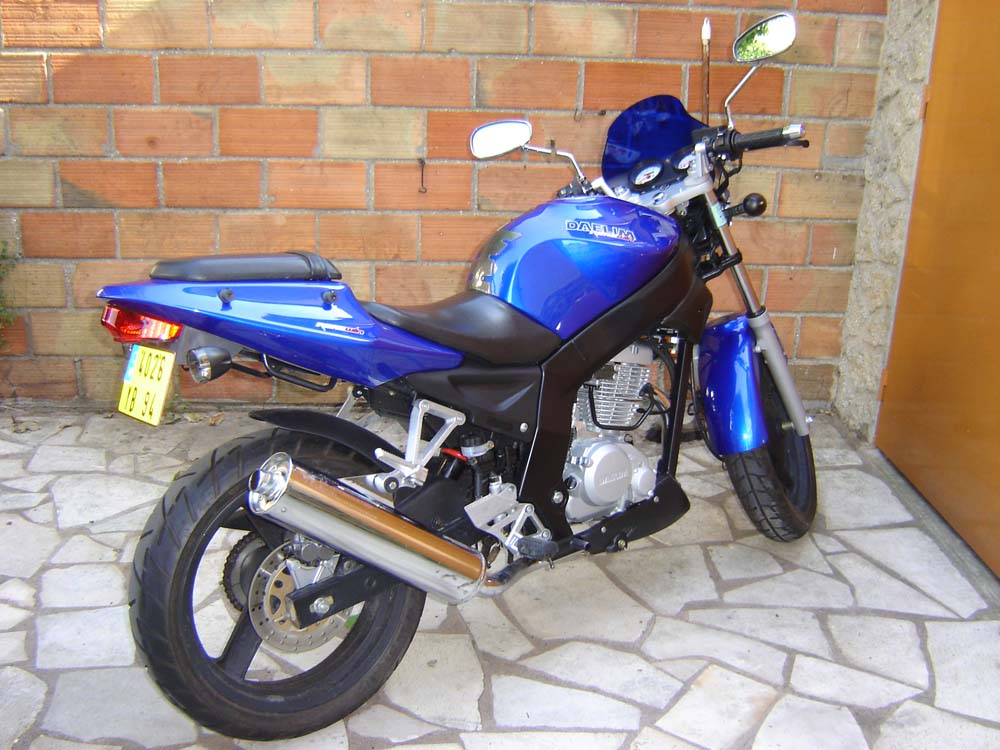 VENDS DAELIM ROADWIN 125 Daelim1-1