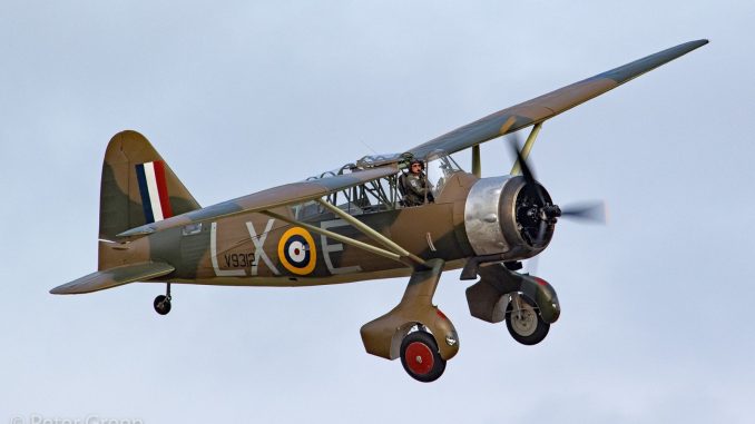 Compagnon de la Libération :  Yves Ezanno . Lysander-V-on-her-first-flight-Peter-Green-photo-678x381