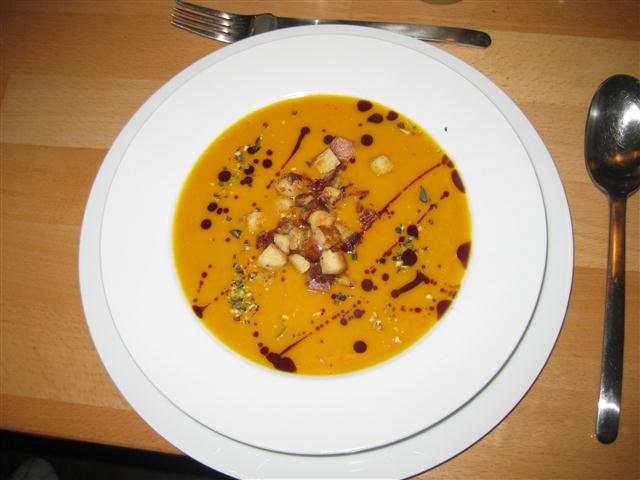 Kürbiscreme-Suppe Kuerbissuppe_sylke