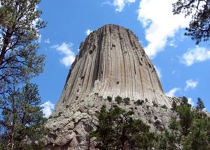 Scavenger Hunt! - Page 15 300px-Devils_Tower