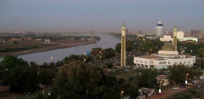 استراحة ودرملي(ارجوا التثبيت) 800px-Khartoum_blue_nile