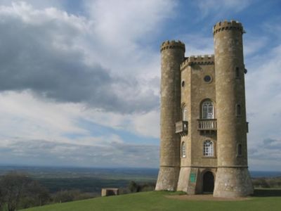 Return of the Chained God Campaign Notes 400px-Broadway-tower-cotswolds