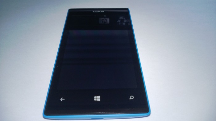 Analizamos el Nokia Lumia 520, un Windows Phone 8 con luces y sombras Nokia-lumia-520-01-700x393