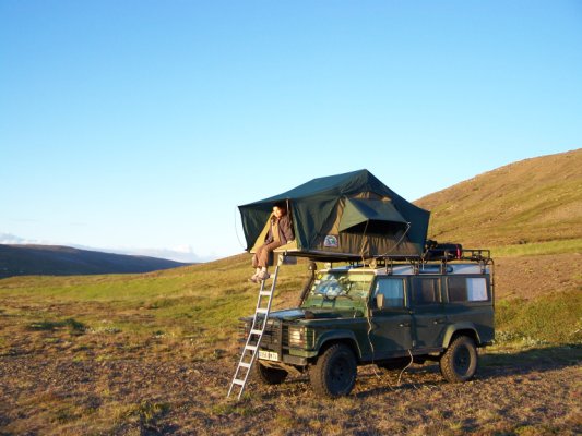 Islande 2008: les photos et videos Bivouac%20sur%20la%20piste%20de%20Reykholt