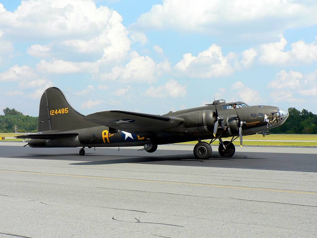 B-17 E "Memphis belle" 1/72 - Page 3 4262674_orig