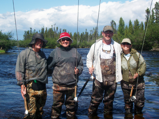 Ribolov na fotkama - Page 2 FlyfishingcouplesonSouthKnifeRiver