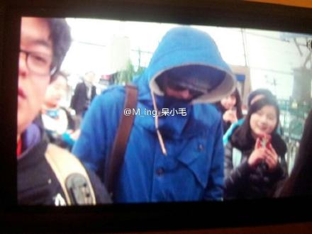 [26.2.12][Pics] JunJin ~ Shanghai to Seoul 4a8122b4jw1dqfkj7a94mj