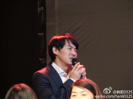 More JunJin at ShangHai FM Pics 629ff35agw1dnyyb6j5wrj