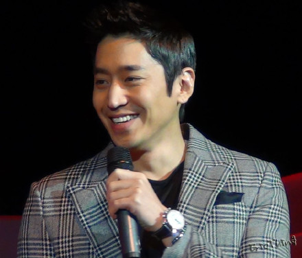 [7.1.12][Pics] Eric Shanghai Fanmeet 68d87365gw1douecbm0hhj