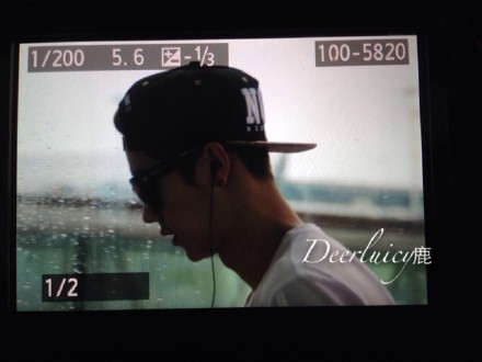 [Preview] 140629 Chongqing Airport Departure [16P] 794678d7jw1ehuwi19xpaj20hs0dcdgz