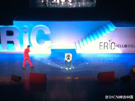 [7.1.12][Pics] Eric Shanghai Fanmeet 7fb09f0djw1dou6h8w3poj