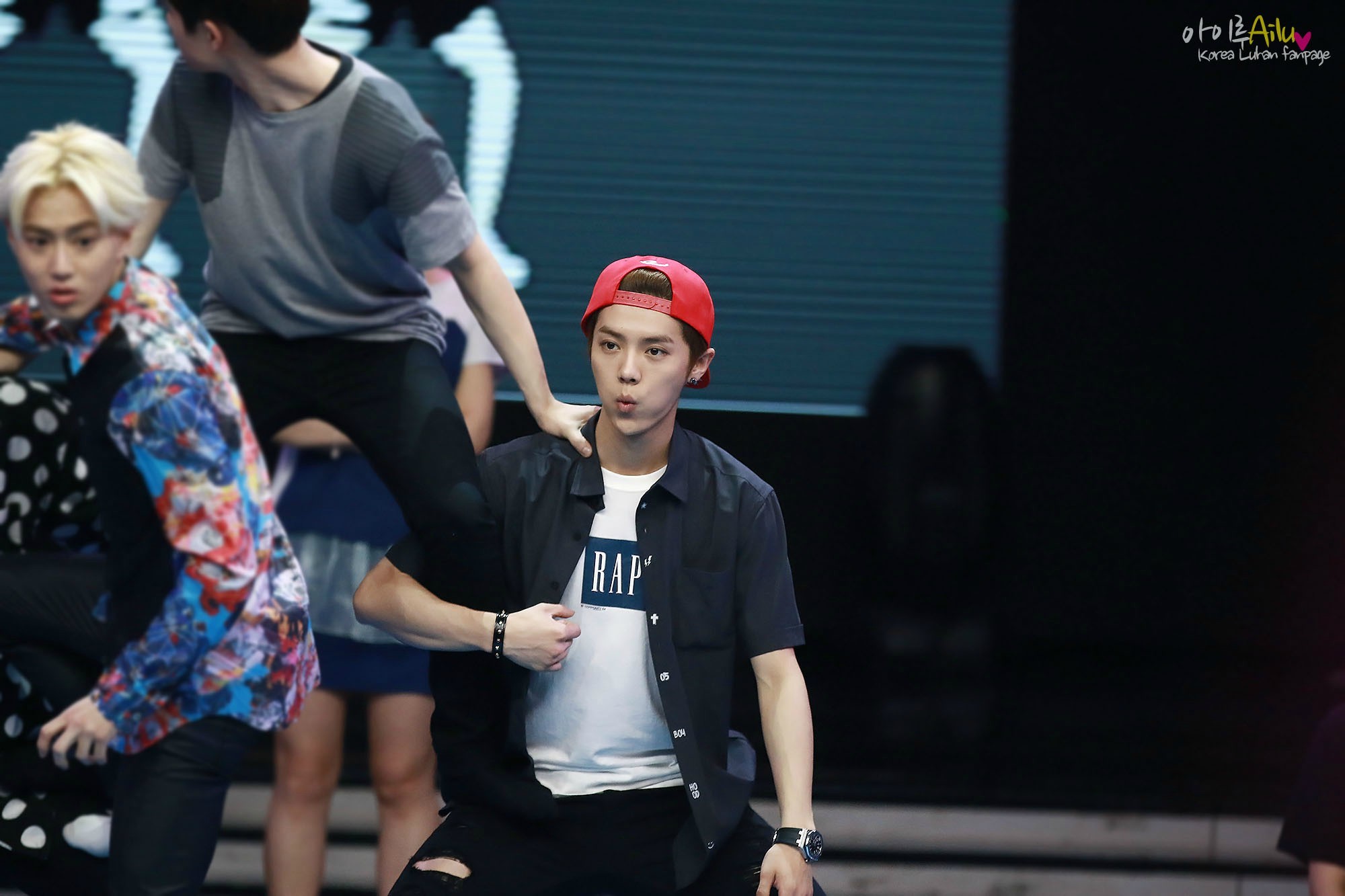 [FANTAKEN] 140611 Happy Camp [36P] 005C2aUggw1ehcdefarbnj31jk1110yu